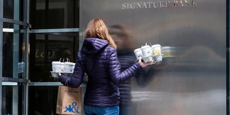 তিন দিনের মধ্যে আরেক ব্যাংক বন্ধ হলো যুক্তরাষ্ট্রে